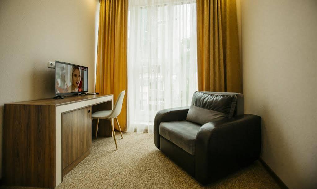 City Hotel Batumi Eksteriør billede