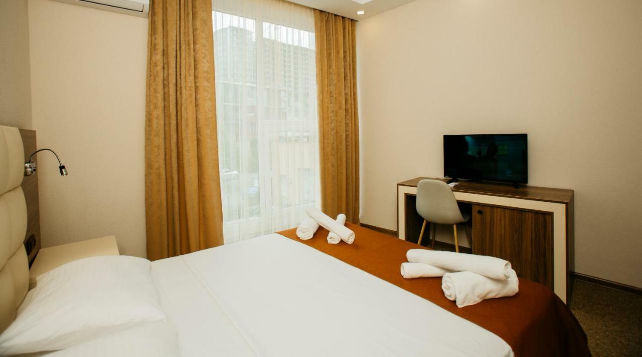 City Hotel Batumi Eksteriør billede
